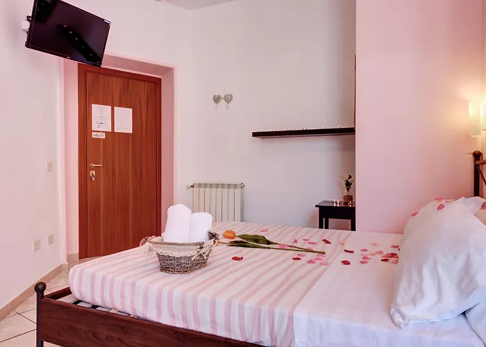 Guest house In The Center By Local Domus