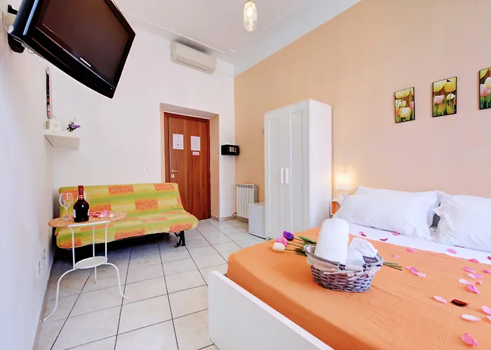 In The Center By Local Domus Guest house