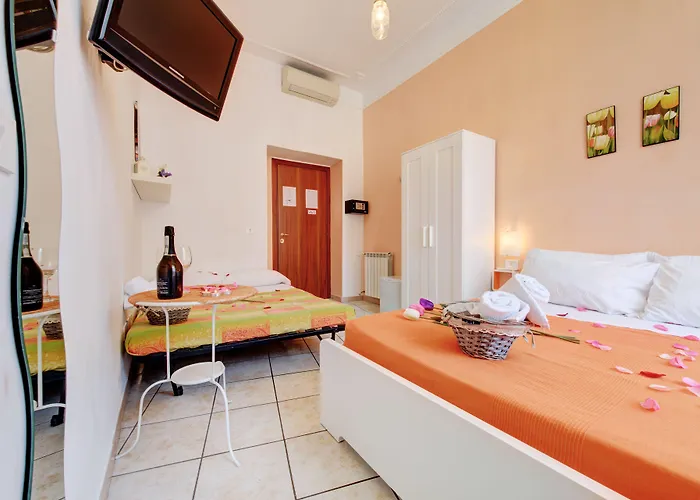 In The Center By Local Domus Guest house