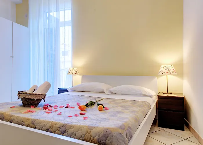 Guest house In The Center By Local Domus 3*